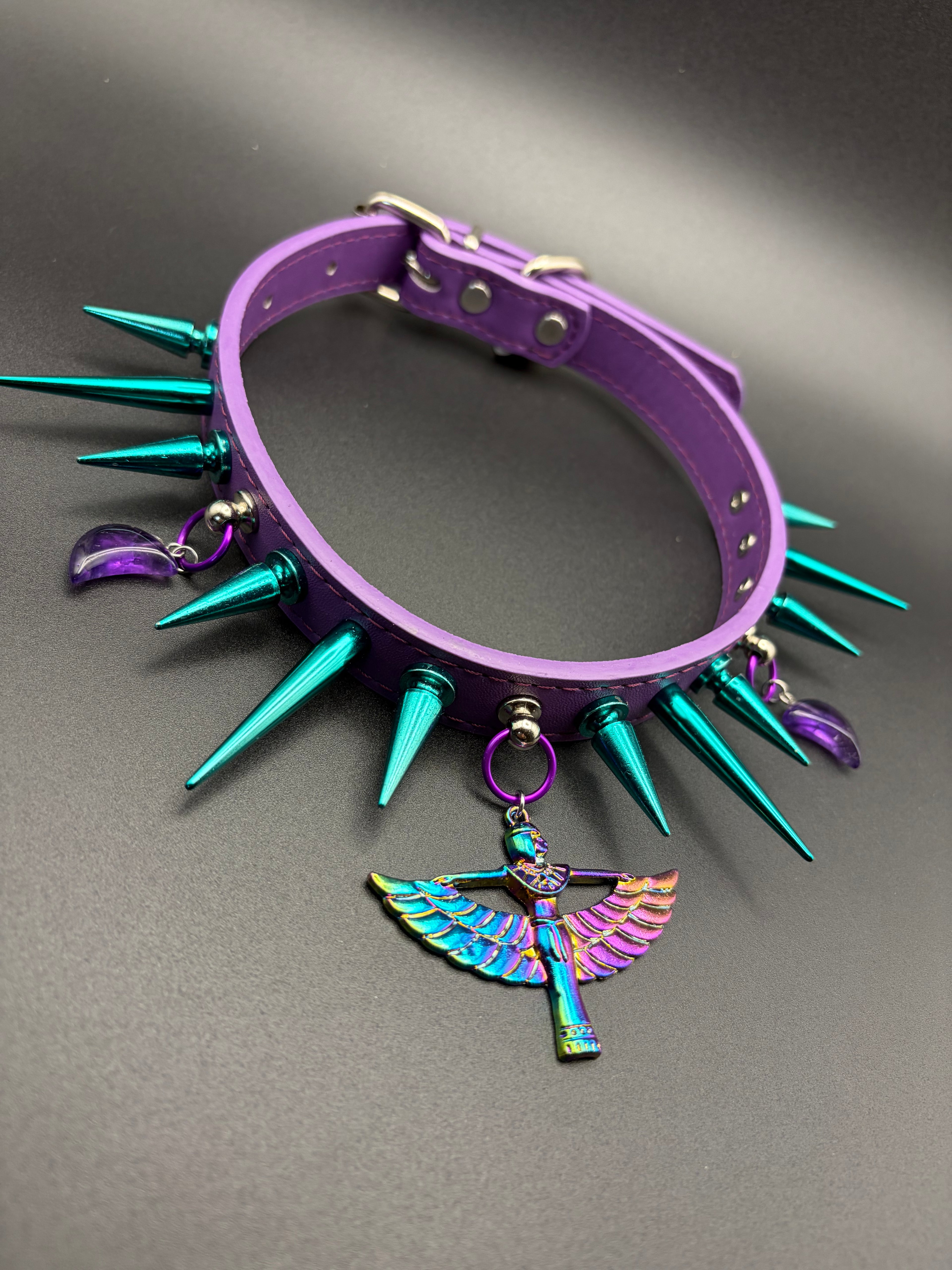 Isis Aura Collar