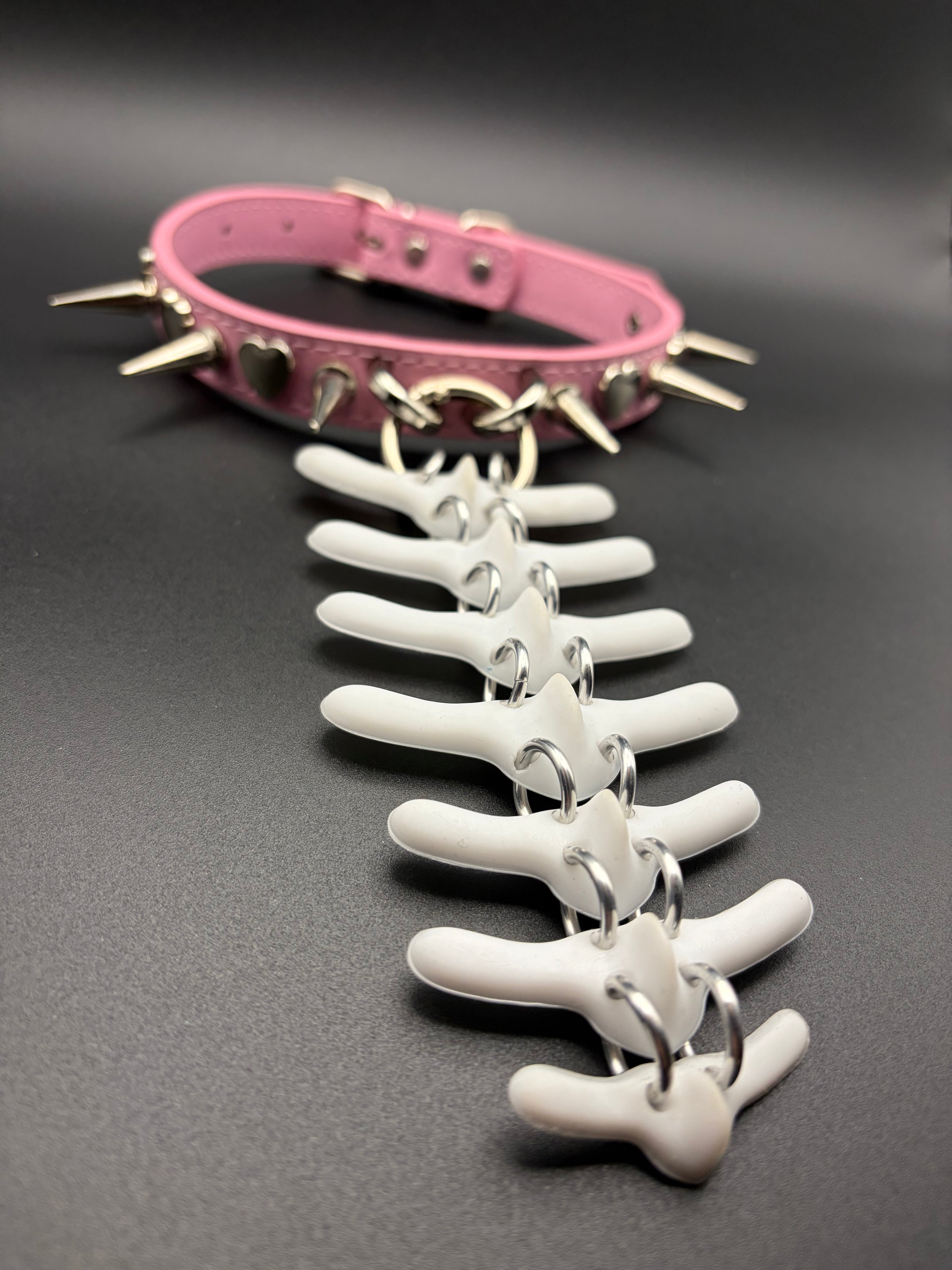 Pink Hearts Vertebra Collar