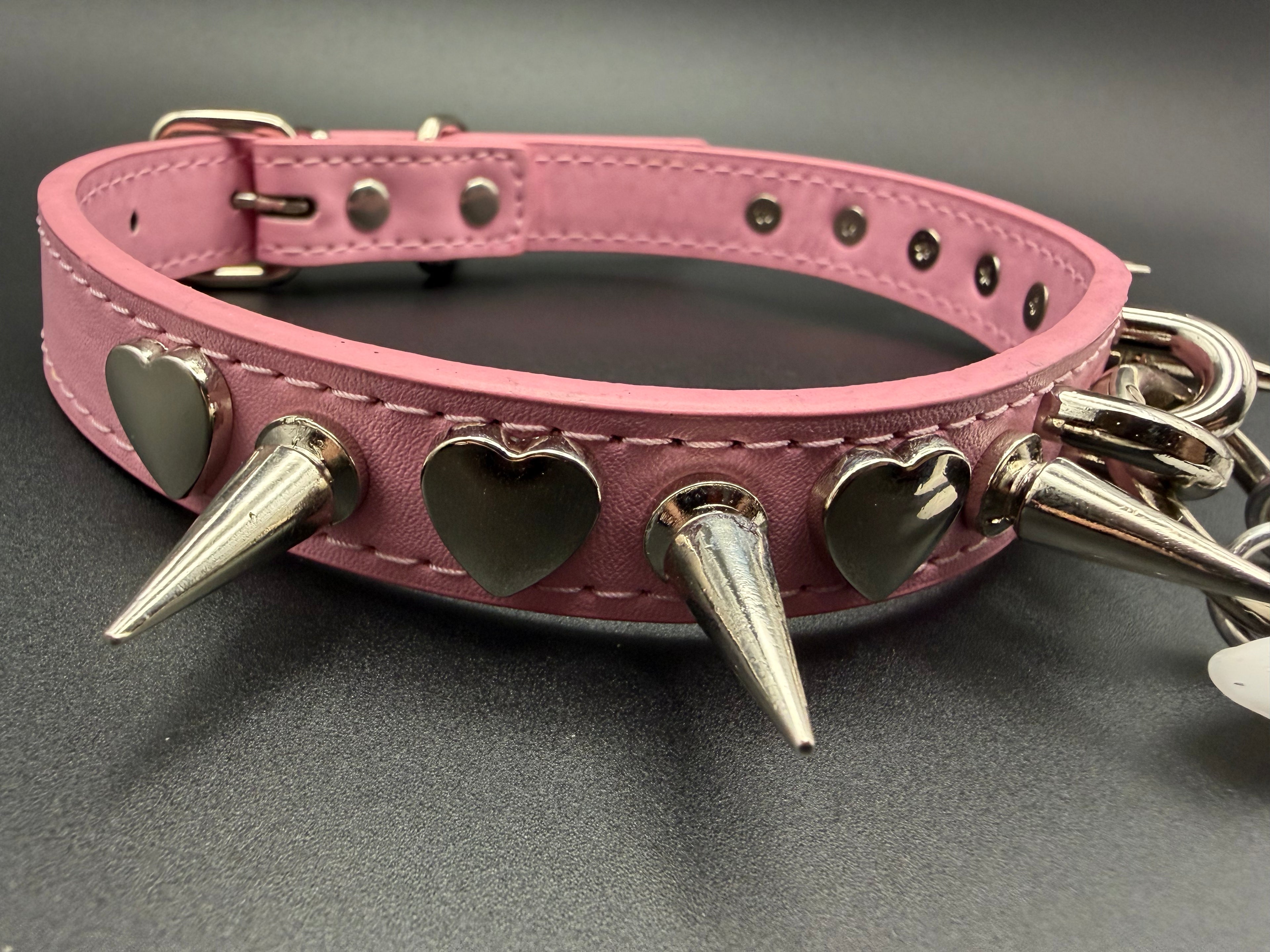 Pink Hearts Vertebra Collar